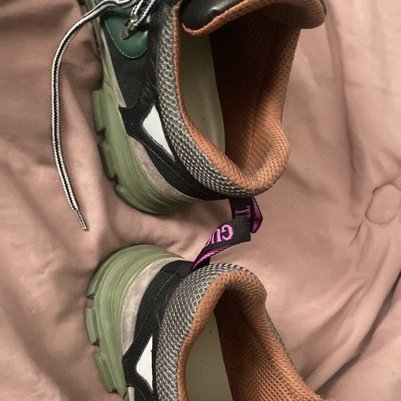 Gucci shoes - Picture 3 of 5